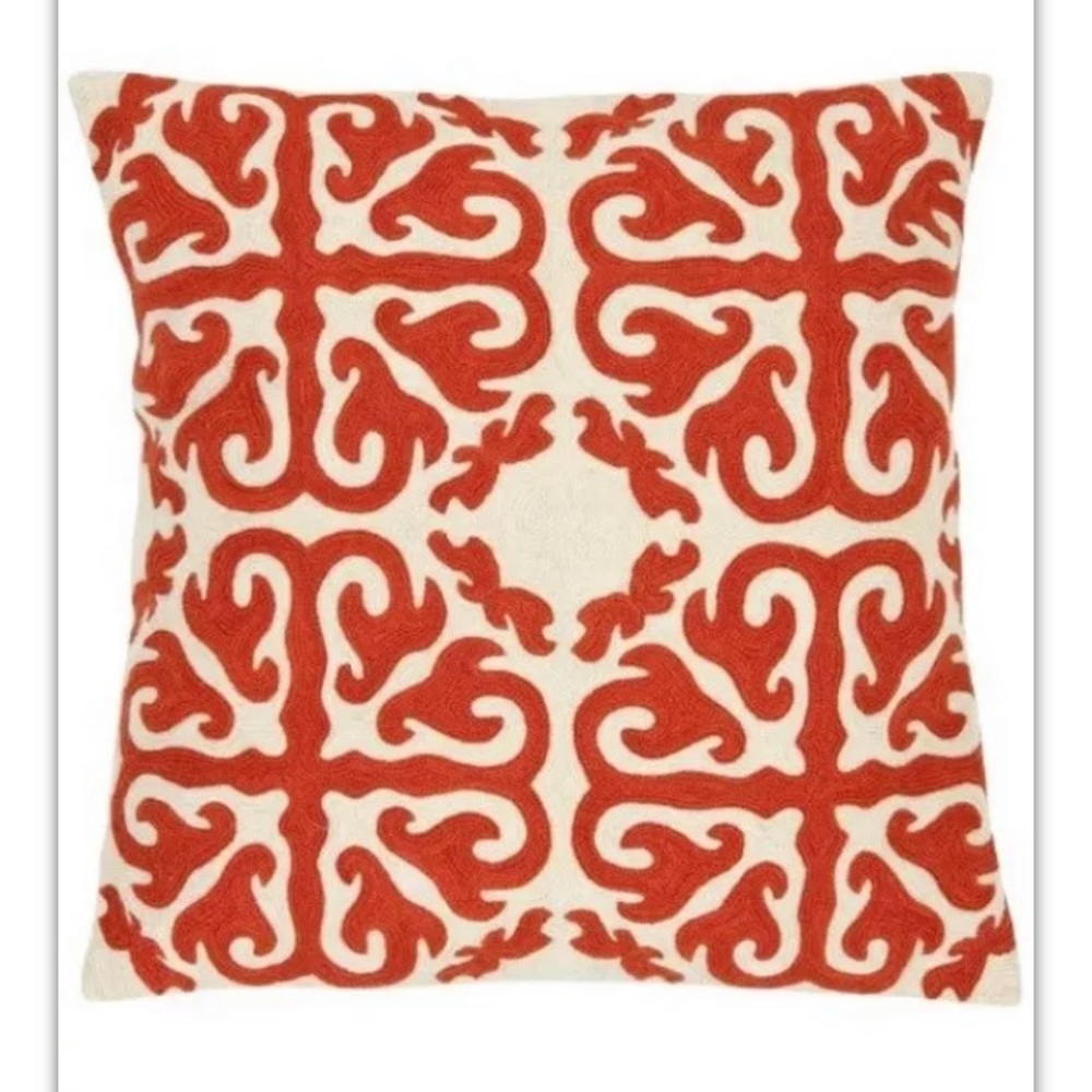 ONE  Safavieh Moroccan Sunburst Euro Orange 24”x24”